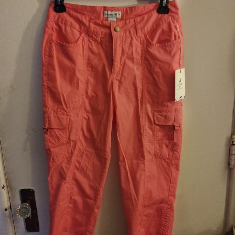 Caribben Joe Cargo Capris Size 6